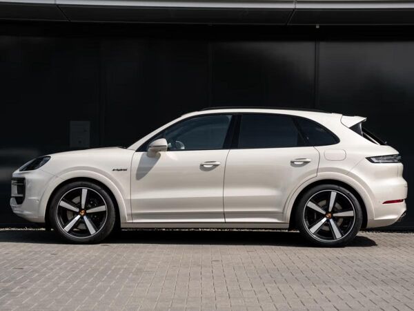 Porsche Cayenne S E-Hybrid Black Edition 0,5% Versteuerung! bild 2