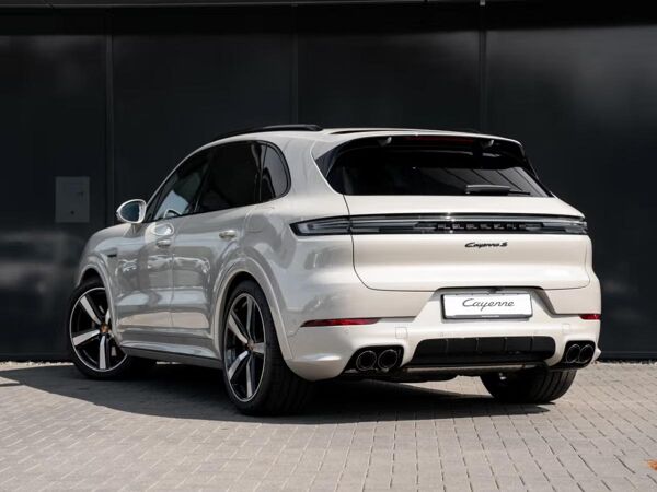 Porsche Cayenne S E-Hybrid Black Edition 0,5% Versteuerung! bild 3