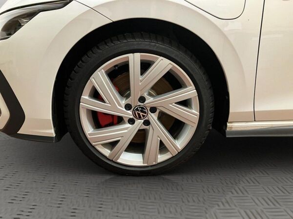 Volkswagen Golf VIII GTE / SOFORT VERFÜGBAR ! bild 3