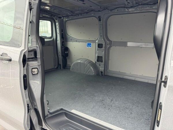 Volkswagen Transporter Kasten 2.0 TDI KR NAVI AHK 5-J-GAR KLIMA KAMERA HOLZBODEN bild 7