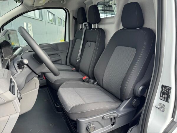 Volkswagen Transporter Kasten 2.0 TDI KR IQ.LIGHT NAVI 5-J-GAR. AHK SHZ KAMERA KLIMA bild 6