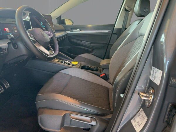 Volkswagen Golf VIII 1.5 TSI eHybrid DSG Goal AppConnect Rückfahrkamera bild 6