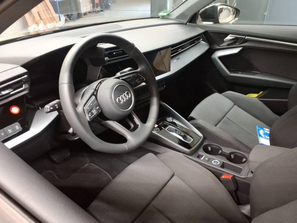 Audi A3 Sportback 40 TFSI e advanced S tr. LED ACC bild 3