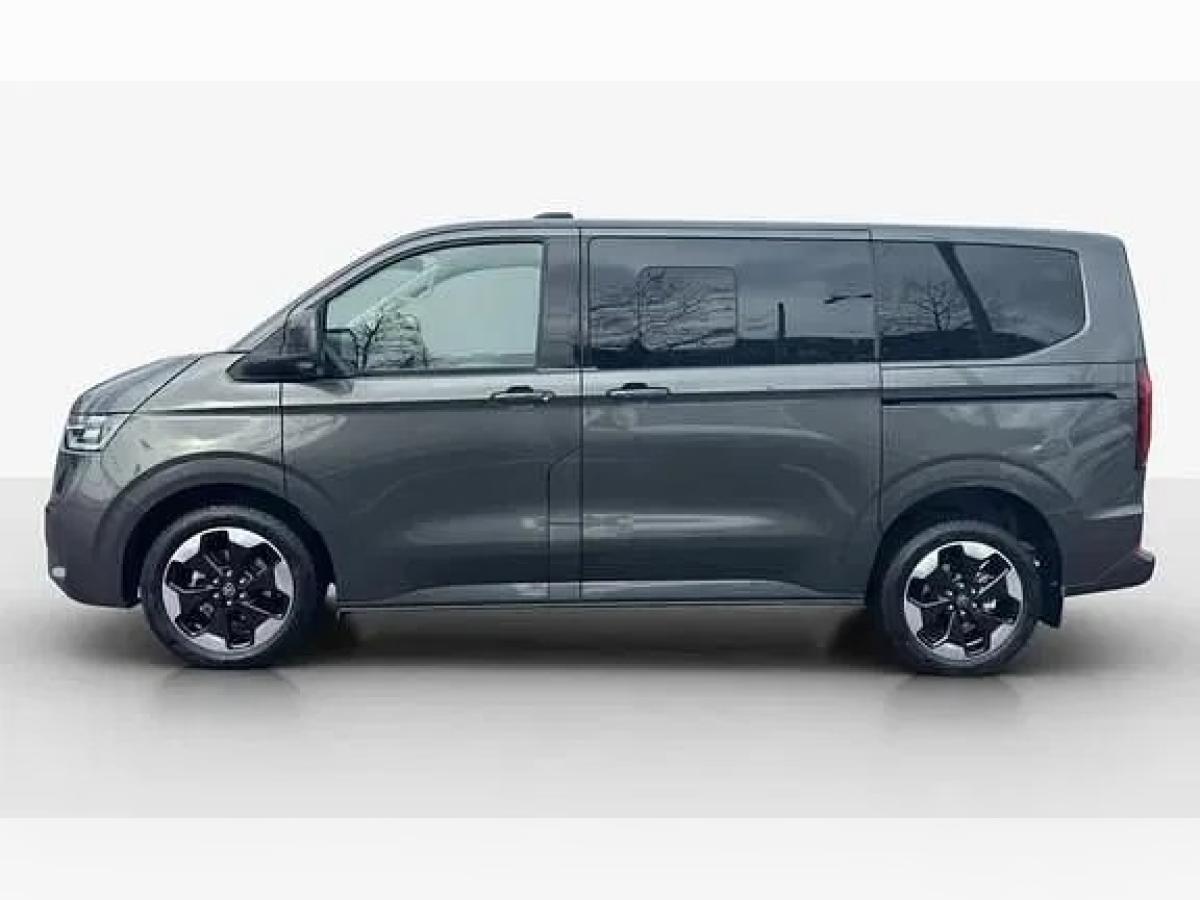 Volkswagen Transporter e- Caravelle Style BEV 160 Kw *Panorama*AHK*Navi bild