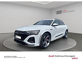 Audi SQ8 e-tron quattro Matrix B&O Pano HuD AHK 360° Audi SQ8 e-tron quattro Matrix B&O Pano HuD AHK 360°
