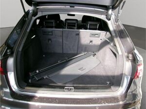 Audi A4 Avant 35 TDI S line LED Leder Navi 360° bild 4
