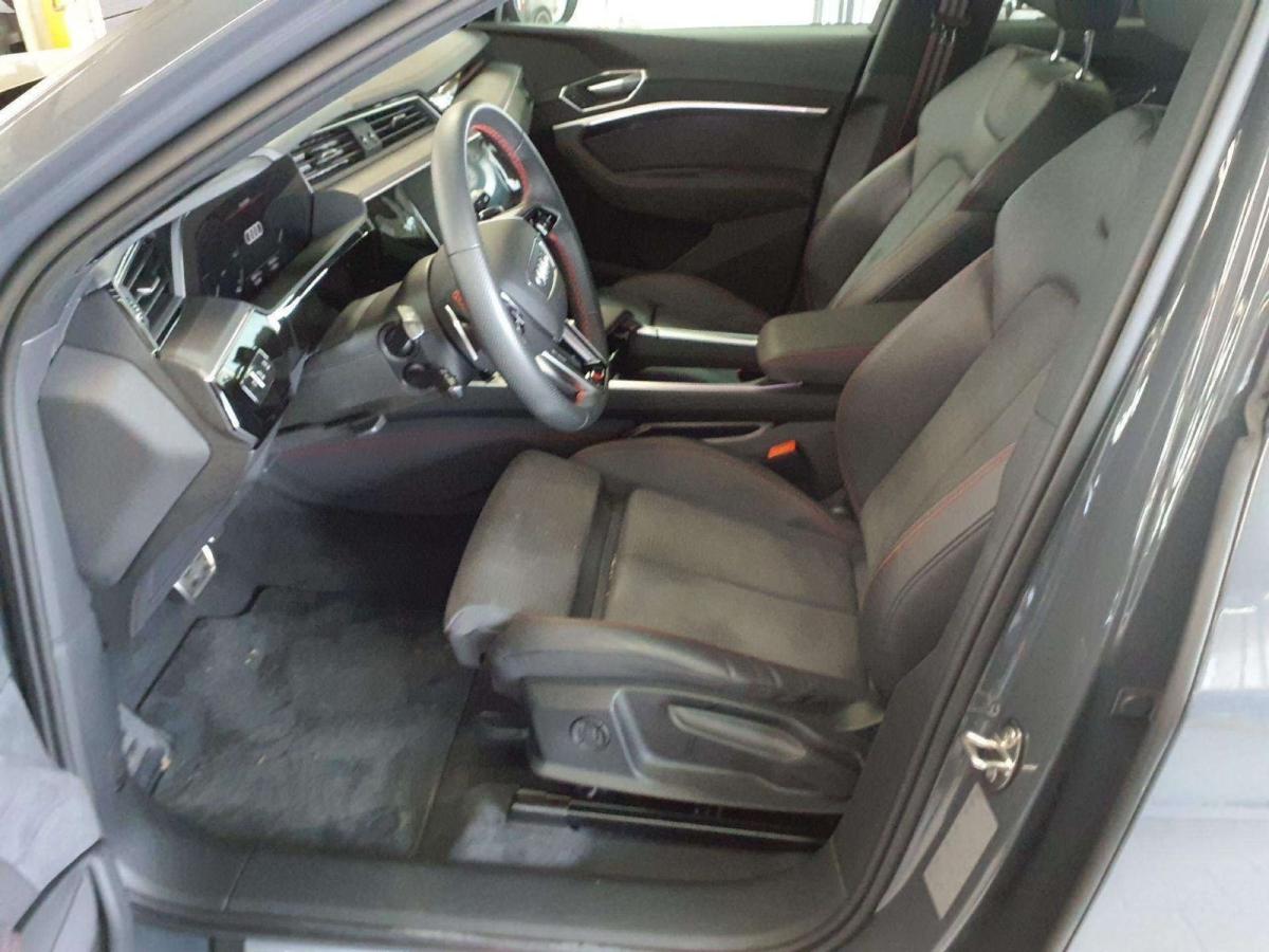 Audi Q8 e-tron 55 quattro S line Matrix AHK Navi 360° bild 3