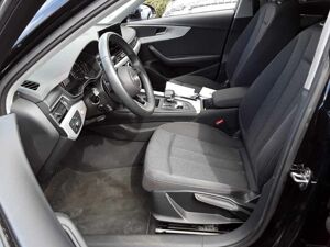 Audi A4 Avant 40 TFSI LED Pano AHK Kamera Navi bild 3