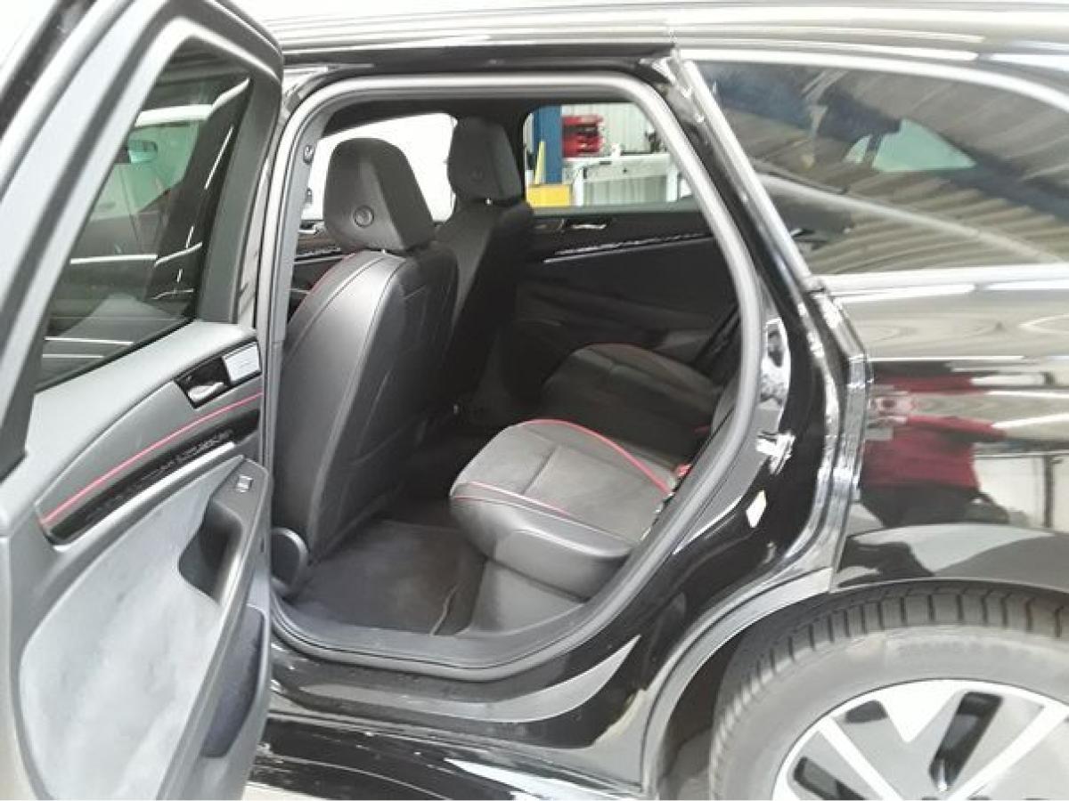 Volkswagen ID.7 Tourer GTX - Interieur Plus und Exterieur Plus Paket + PANO inkl. 8-fach Bereifung bild 6
