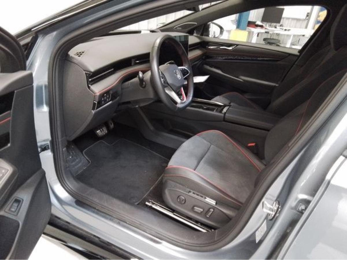 Volkswagen ID.7 Tourer GTX - Interieur-Plus und Exterieur-Plus-Paket + PANO bild 5