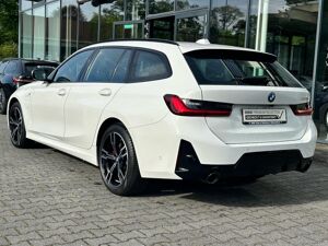 BMW 330 e Touring M Sport PRO //DrivingAssistant HarmanKardon AHK bild 4