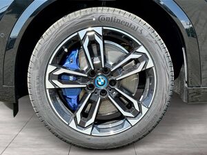 BMW iX2 eDrive20 M Sportpaket HK HiFi DAB LED RFK bild 6