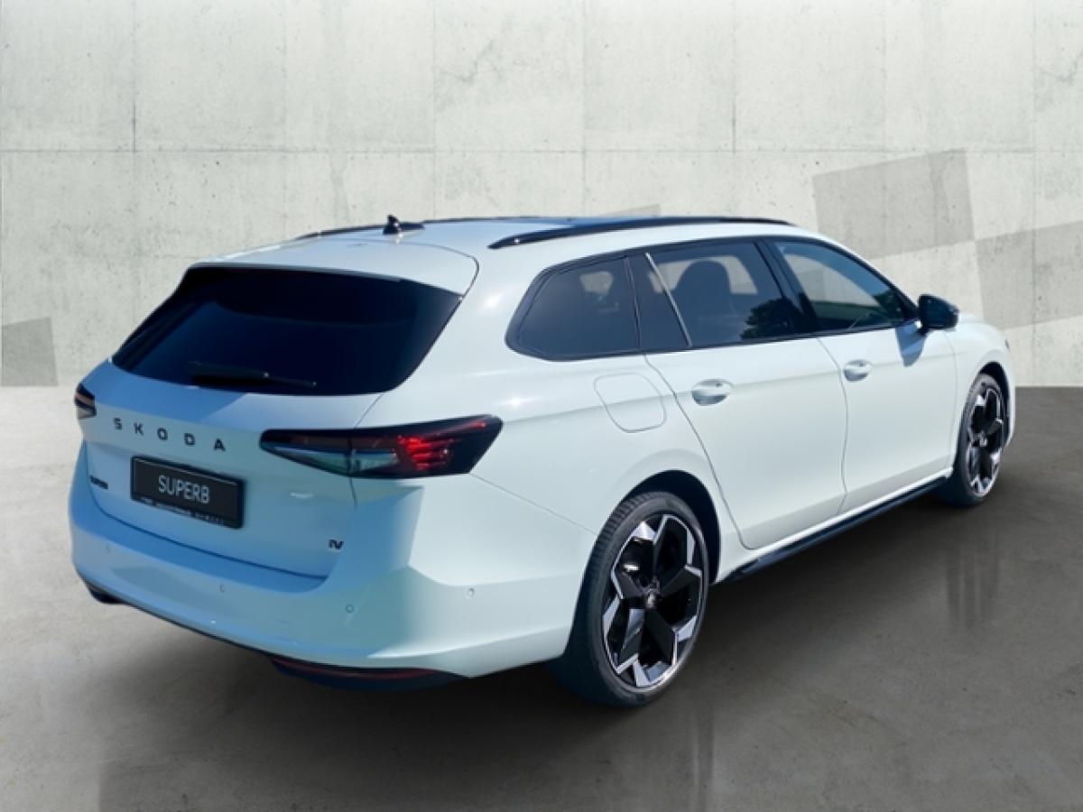 Skoda Superb Combi Sportline  150kW (204PS)*CANTON*AHK*PANO*TRAVEL*360 Grad-K* bild 4
