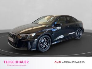 Audi RS3 Limousine TFSI quattro S tronic *verfügbar ab 1.8.*Panorama*SONOS*Carbon*280km/h*Assistenzpaket* bild 1