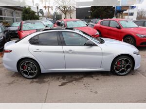 Alfa Romeo Giulia ⚠️SOFORT VERFÜGBAR⚠️VELOCE 2.0 Turbo 16V 206kW 280 PS AT8 - Q4 bild 7