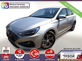 Hyundai i30 Hatchback LED Nav Kam SHZ Temp PDC+ PrivG Hyundai i30 Hatchback LED Nav Kam SHZ Temp PDC+ PrivG