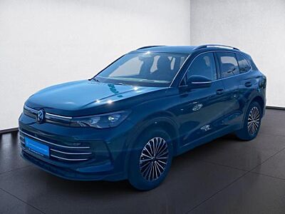 Volkswagen Tiguan 2.0 TDI Elegance DSG HD-Matrix AHK HuD Navi ACC Massage
