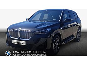 BMW iX1 xDrive30 M-Paket AHK LED H&K HeadUp