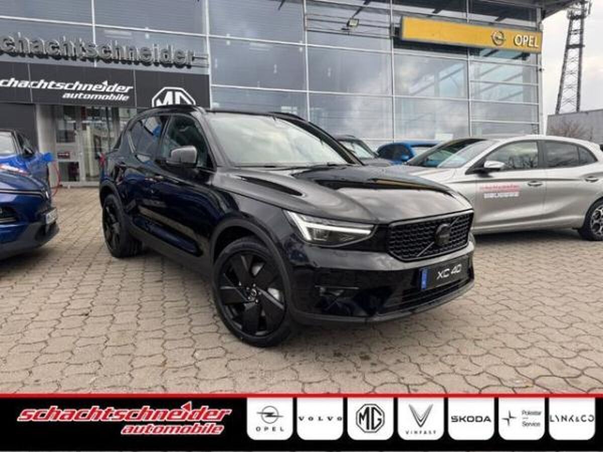 Volvo XC40 XC 40 B3 B DKG Plus Black Edition bild