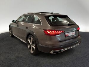 Audi A4 allroad quattro 45 TFSI S tr. AHK STDHZG PANO bild 6