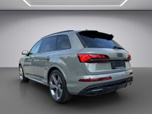 Audi Q7 SUV S line 50 TDI quattro AHK Carbon 7 Sitze bild 3