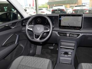 Volkswagen Tiguan 1.5 eTSi DSG Life AHK R-Kamera Navi SideAssist 18Zoll ACC LED bild 5