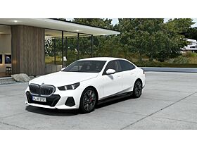 BMW i5 eDrive40 Limousine ABVERKAUF !