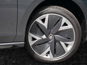 Skoda Superb 1.5 TSI I.V. Hybrid Sportline AHK HUD Matrix *910* bild 5