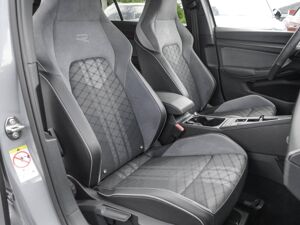 Volkswagen Golf VIII Variant 1.5 eTSI R-Line AHK Kamera Navi ACC bild 6