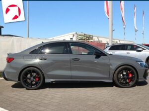 Audi RS3 RS 3 Limousine S tronic*NIMBUSGRAU*PANO*280km/h* bild 2
