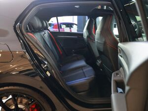 Volkswagen Golf GTI EDITION 50 2.0 TSI DSG Performance SOFORT bild 4