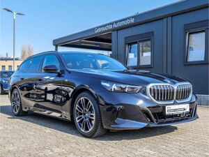 BMW 520 520d Touring M Sport AHK Pano DA+ STHZ PAP LCProf bild 6