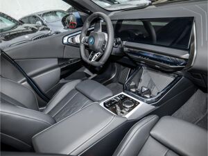 BMW X3 30e xDrive 20 M Sport HuD 360° Panorama CarPlay bild 3