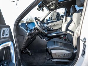 BMW X1 xDrive23d M Sport AHK Pano Memory DA+ H/K RFK LED DAB bild 5