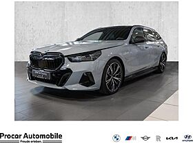 BMW 530 530e xDrive M Sport PANO AHK AP Prof. PA Prof. DAB BMW 530 530e xDrive M Sport PANO AHK AP Prof. PA Prof. DAB
