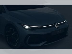 Volkswagen Golf R-Line 1.5 eTSI 150 PS DSG *BLACK STYLE*MATRIX*AHK*HEAD UP*PANO*48.945€* bild 5