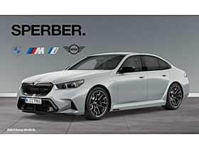 BMW M5 Limousine LHZ,Driv.Ass.Prof.,Comf.Pkt,AHK,uvm. (G90) BMW M5 Limousine LHZ,Driv.Ass.Prof.,Comf.Pkt,AHK,uvm. (G90)
