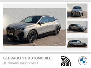 BMW ix iX xDrive40 SPORTPAKET+LASER+PANO SKY+AHK+KAMERA+ACC+LM22 bild 1