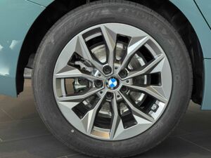 BMW 120 Navi LED SHZ AppleCarplay Kamera bild 5