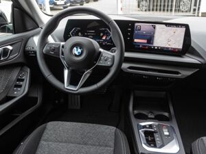 BMW 216 Volltreffer zur Fußball-WM! BMW 2er Gran Coupé für 259 € mtl. 0 € Leasingsonderzahlung Limitierte Ak bild 4