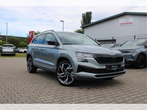 Skoda Karoq Sportline 1,5 TSI 110 kW 7-Gang-DSG*AHK*360*Winter Paket* SOFORT VERFÜGBAR* bild 2