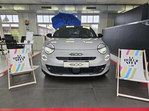 Fiat 600e SPORT - sofort verfügbar - TOP AUSSTATTUNG bild 2