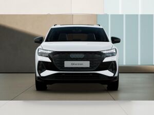 Audi Q4 e-tron 45 e-tron quattro S line AHK pano bild 5