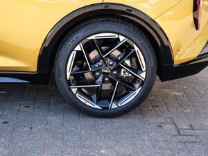 Kia K4 1.6 T DCT7 GT-Line Sound Glasdach Sitzpaket DriveWisePaket Design bild 7