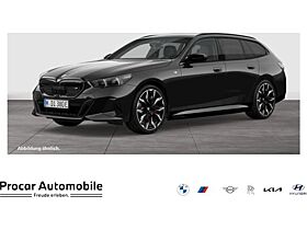 BMW i5 M60 xDrive MSport HUD PANO ACC AHK RFK NAVI BMW i5 M60 xDrive MSport HUD PANO ACC AHK RFK NAVI
