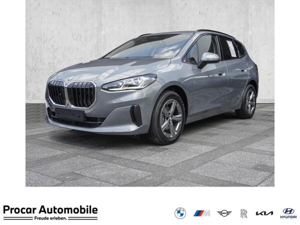 BMW 220 220i Active Tourer PANO ACC RFK NAVI LED DAB LM bild