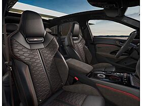Audi RS5 Audi exclusive Interieur | Sonderlackierung | 163.615 Euro BLP Audi RS5 Audi exclusive Interieur | Sonderlackierung | 163.615 Euro BLP