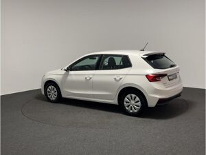 Skoda Fabia 1.0 MPI Active CarPlay LED PDC bild 6