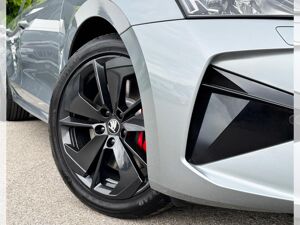 Skoda Octavia Combi „RS TOP“ 2.0 TSI 265 DSG (UVP 55.239€/KW18/26) NAV/PANO/AHK/WINTER/DCC/360/UVM. bild 6