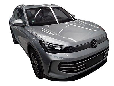 Volkswagen Tiguan Elegance 4Motion 2.0 TDI DSG - Pano PDC HUD Standhzg.AHK Area View  IQ.Drive CarPlay LM